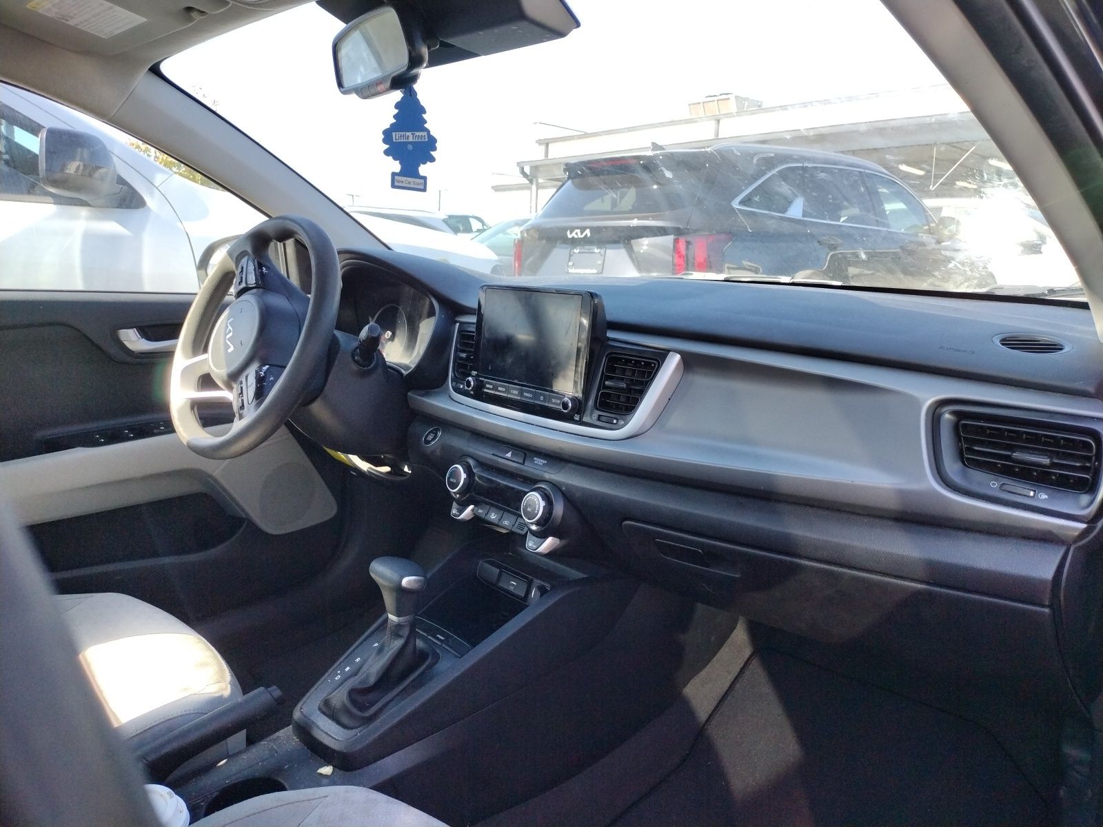 2023 Kia Rio S photo 3