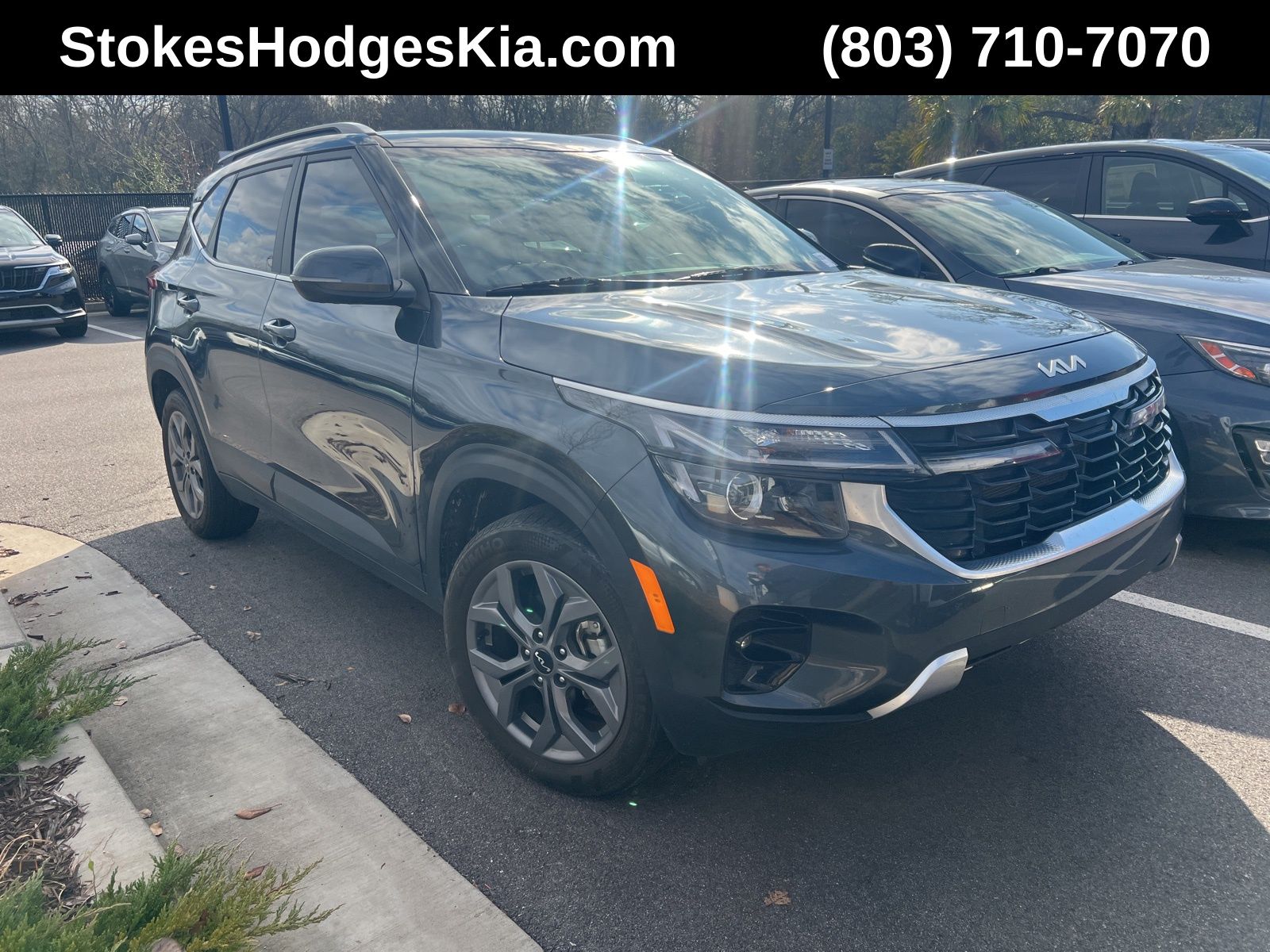 2024 Kia Seltos S's photo