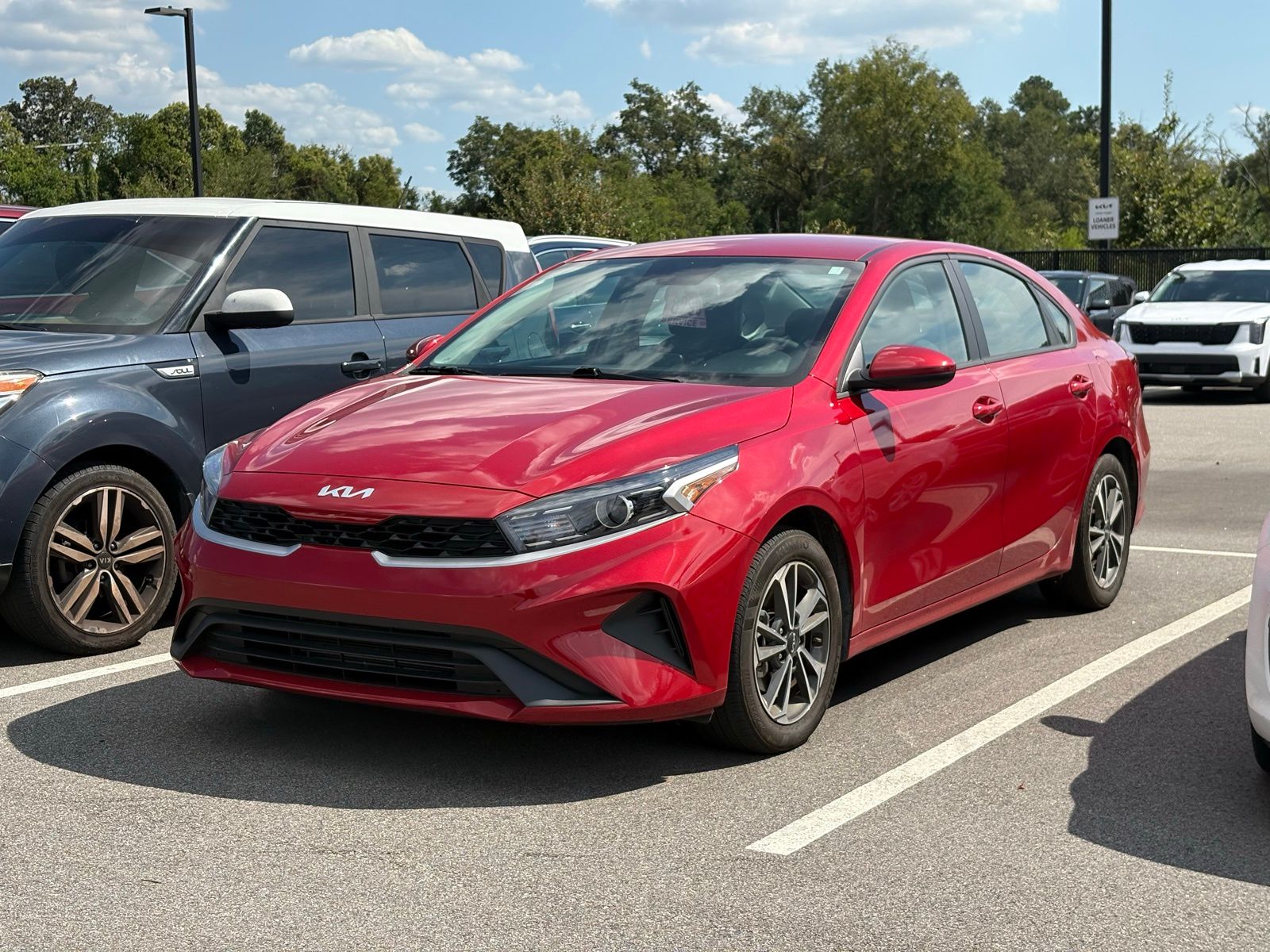 2024 Kia Forte LXS photo 3