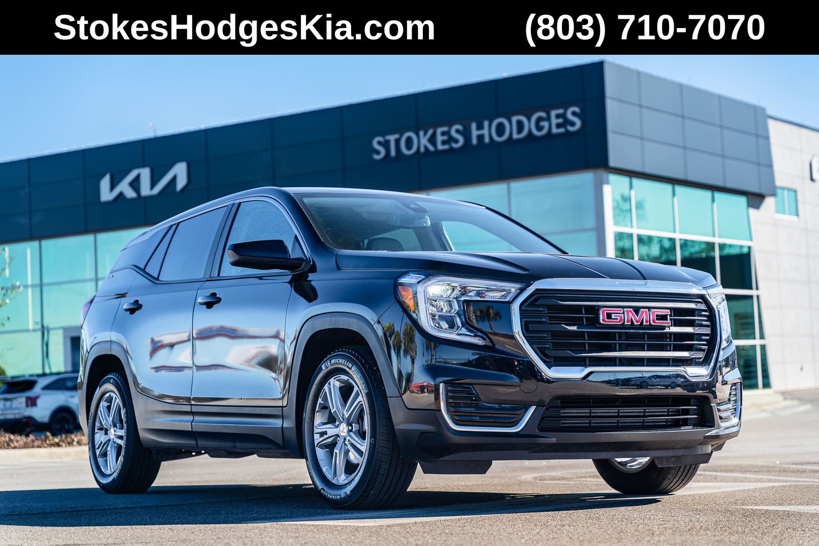 2024 GMC Terrain SLE's photo