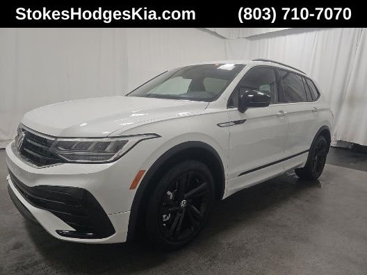 2024 Volkswagen Tiguan SE R-LINE BLACK