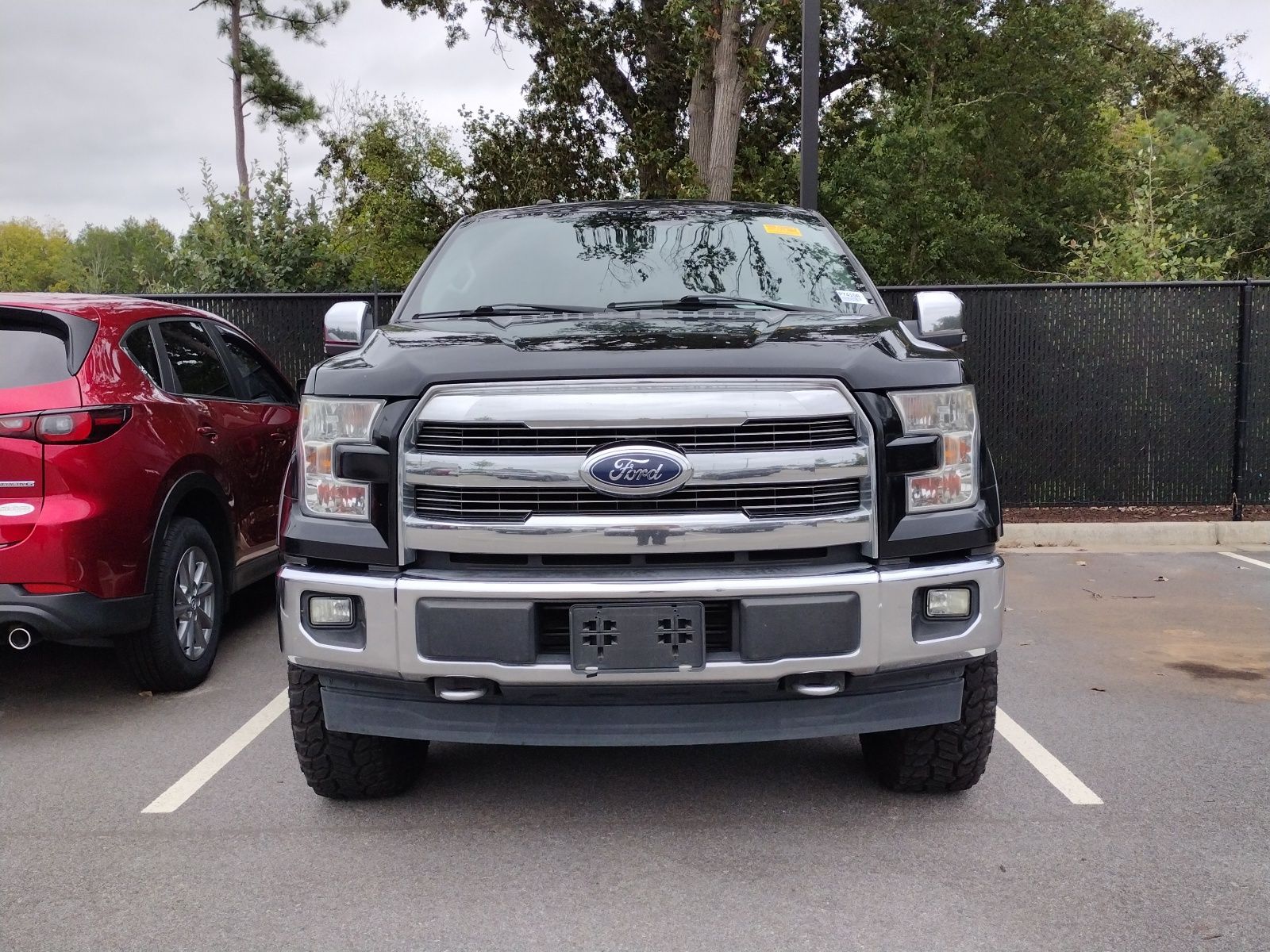 2017 Ford F-150 Lariat photo 2