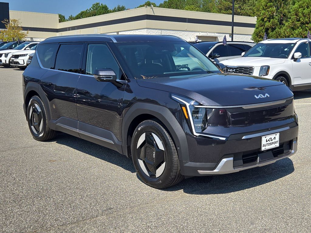 2026 Kia EV9 Wind photo 3
