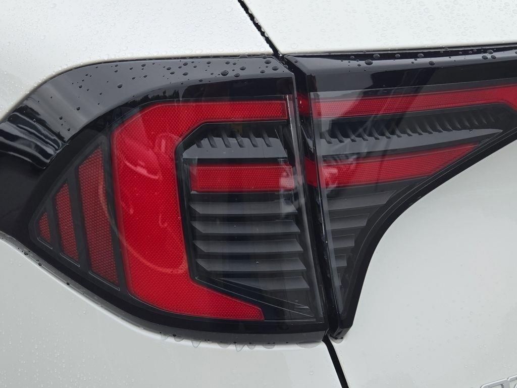 2026 Kia Sportage EX Hybrid - Photo 12