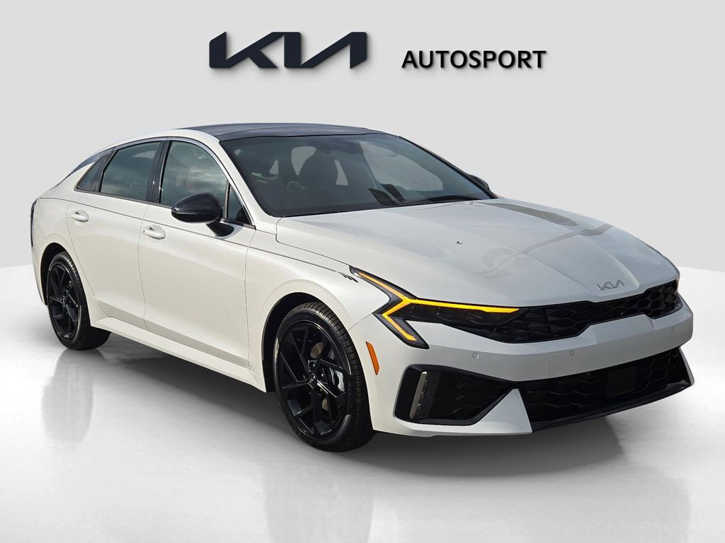 2026 Kia K5 GT-Line photo 3