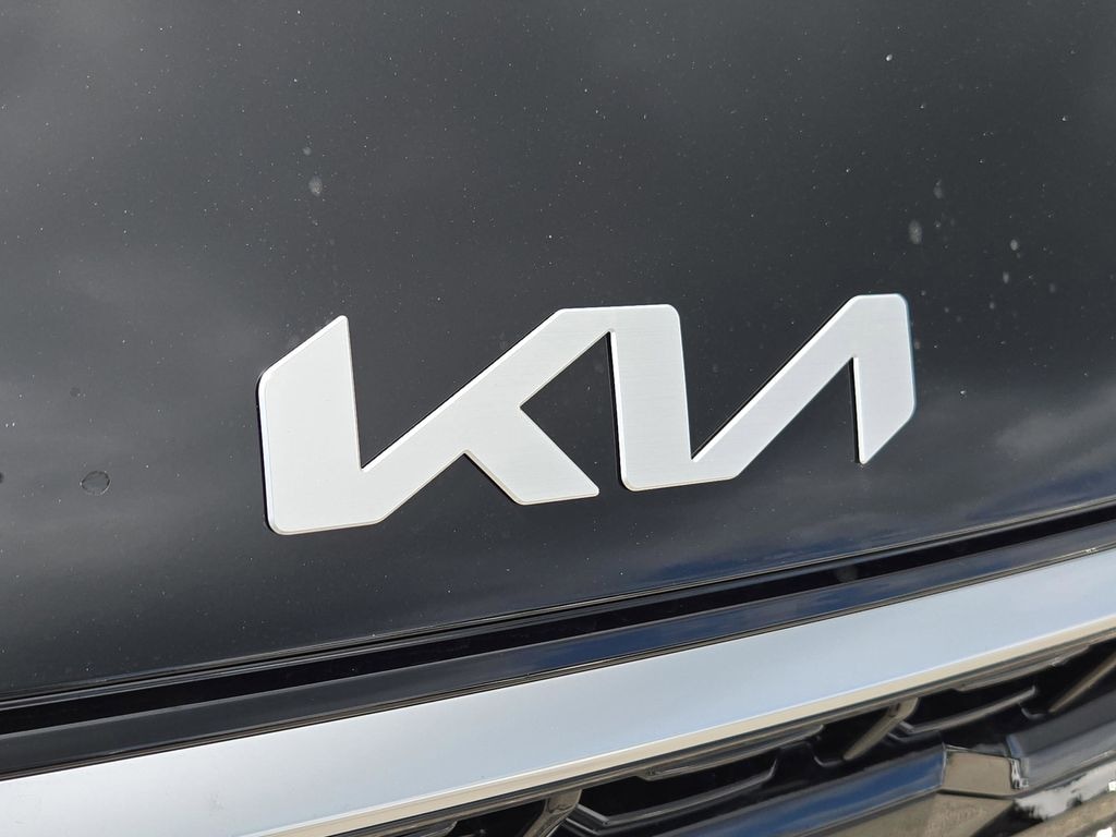 New 2025 Kia K4 GT-Line Turbo Sedan