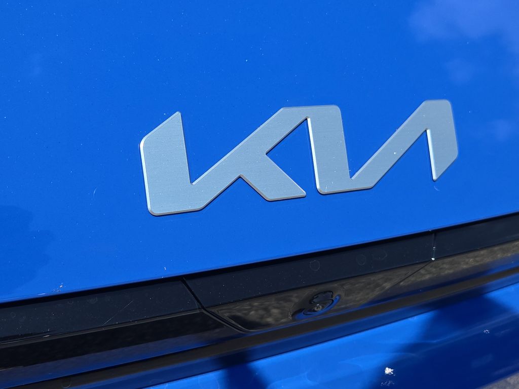 2025 Kia EV6 GT-Line photo 4
