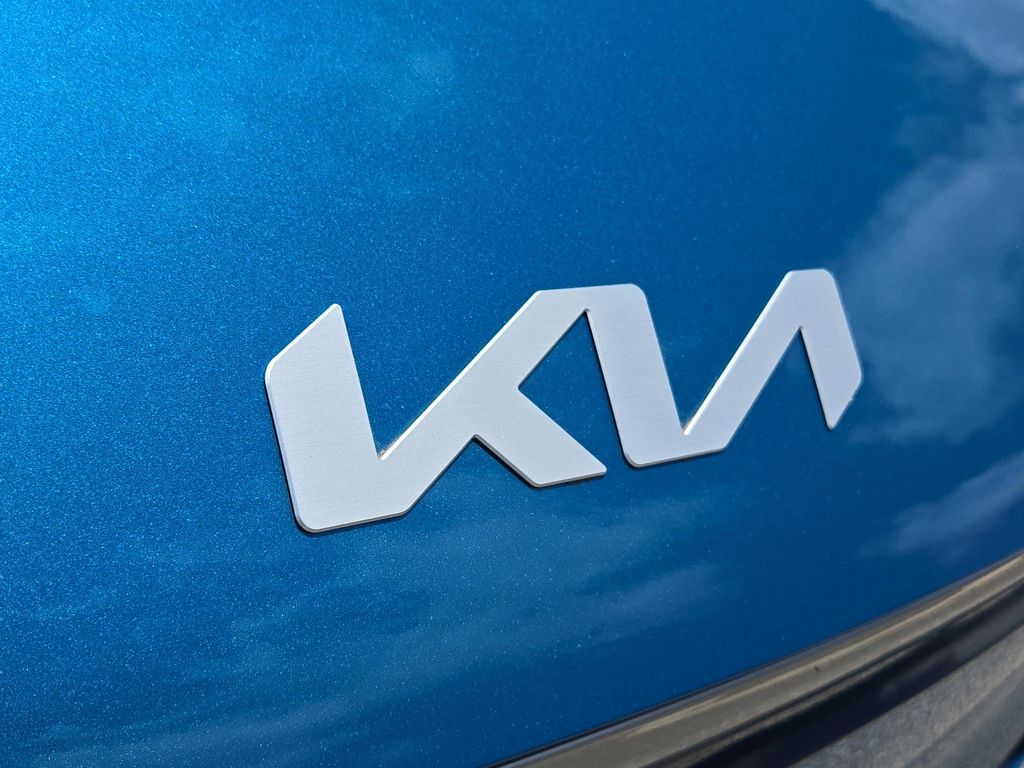 2025 Kia EV9 Land Long Range photo 4