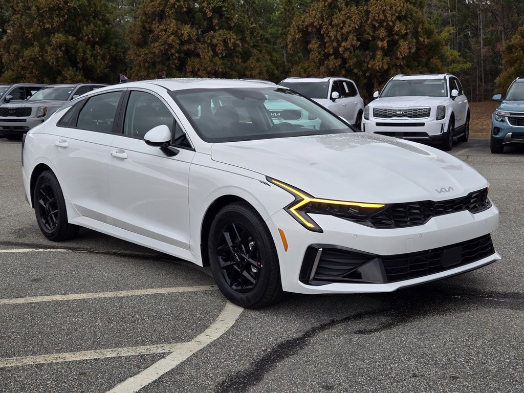 New 2026 Kia K5 LXS Sedan