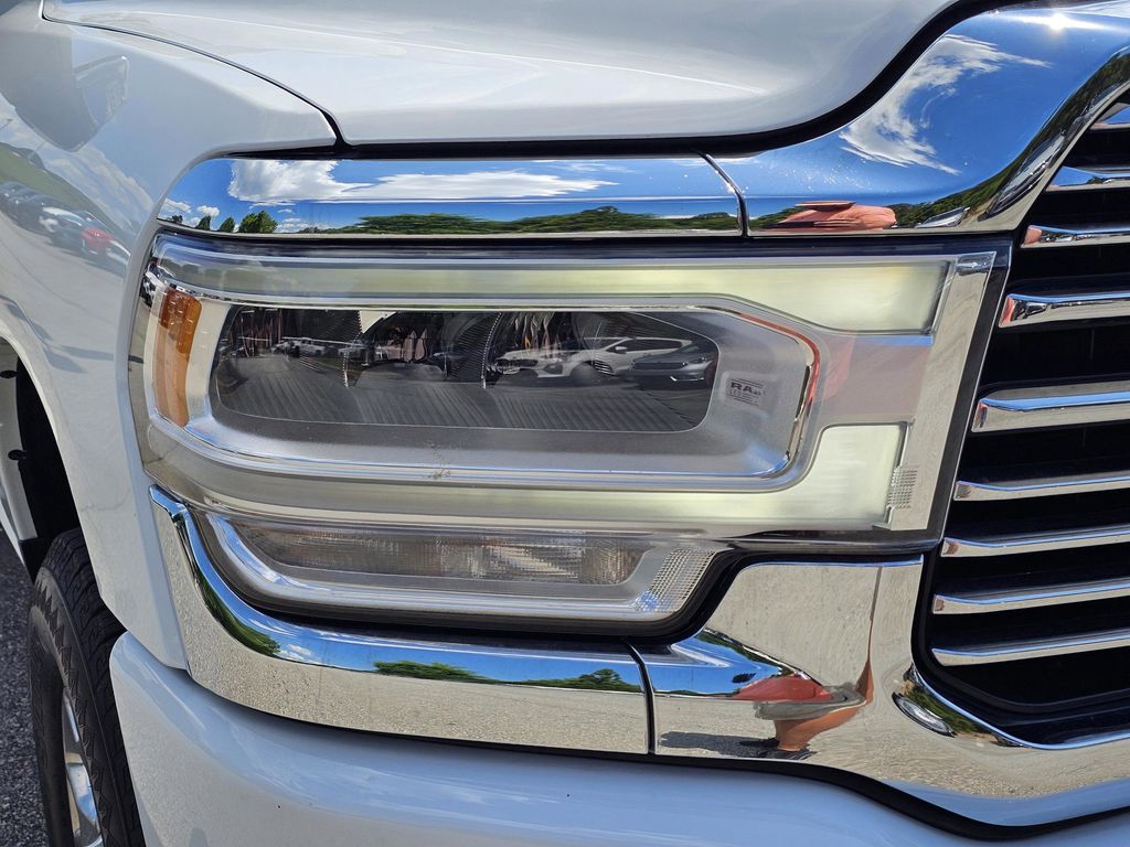 2023 Ram 2500 Laramie photo 4