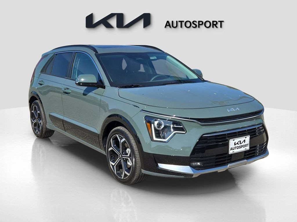 New 2025 Kia Niro EX Touring SUV