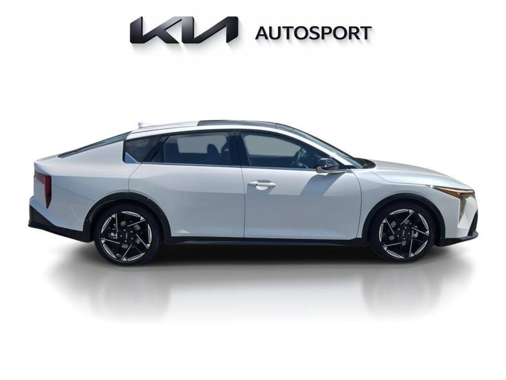 New 2025 Kia K4 GT-Line Sedan