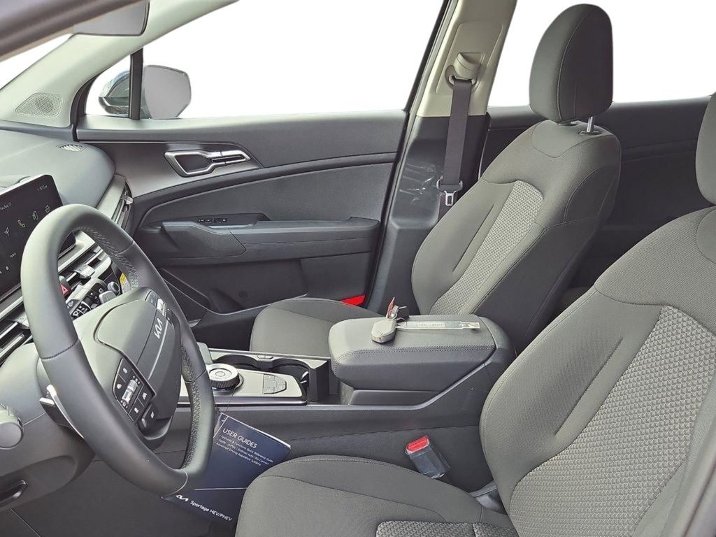 2026 Kia Sportage LX Hybrid - Photo 16