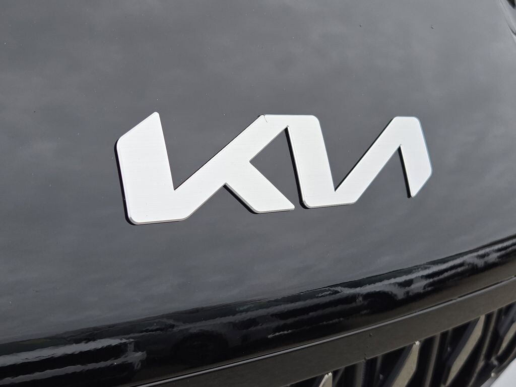 New 2026 Kia Carnival LXS Van Passenger Van