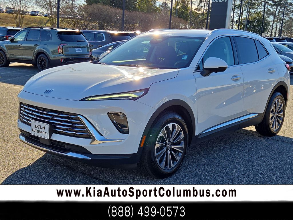 2024 Buick Envision Preferred's photo