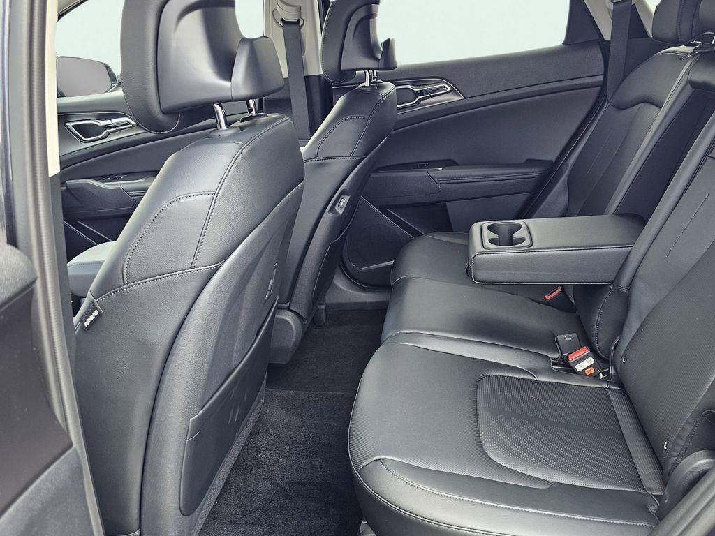 2026 Kia Sportage SX - Photo 30