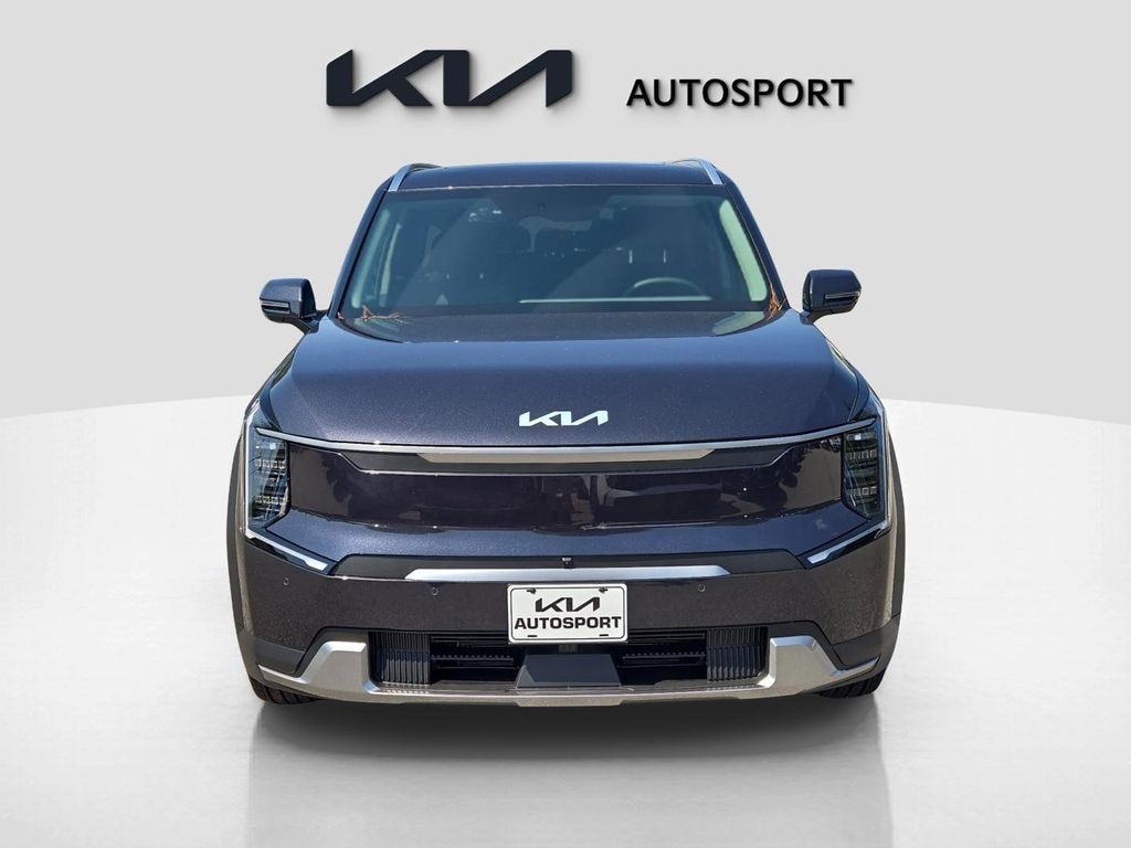 New 2026 Kia EV9 Wind SUV