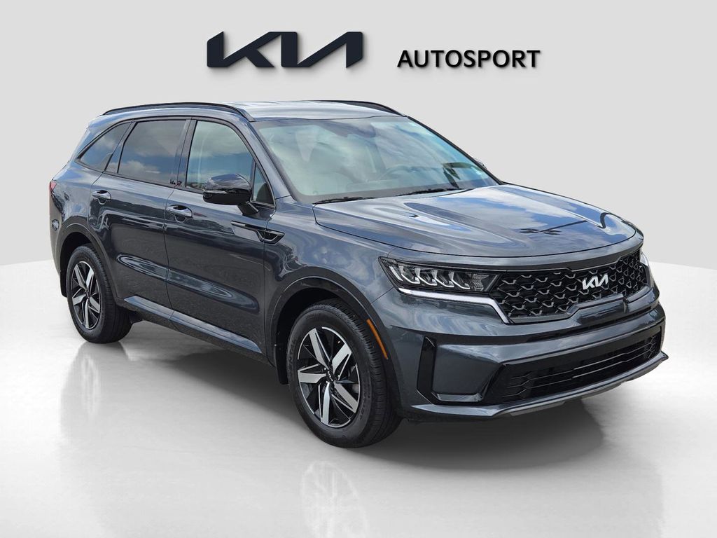 2023 Kia Sorento S photo 3