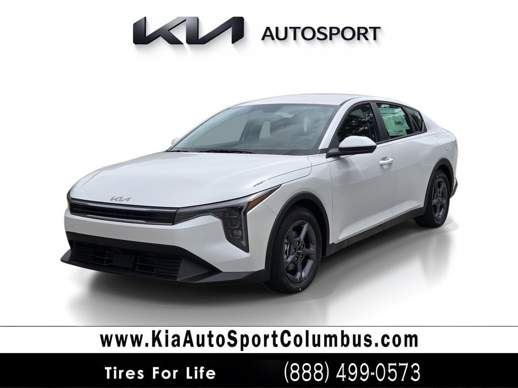 New 2026 Kia K4 LXS Sedan