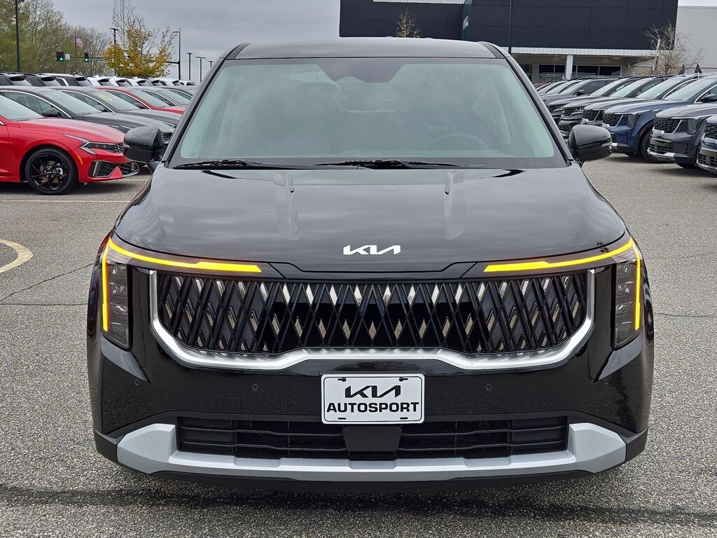 New 2026 Kia Carnival LXS Van Passenger Van