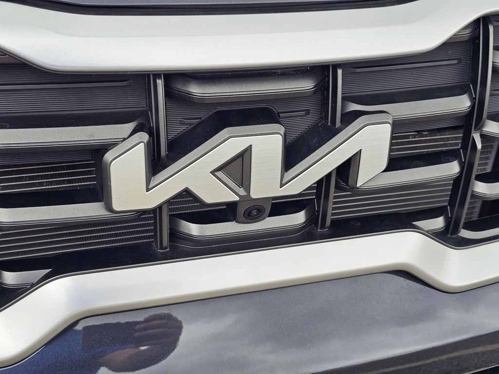 2025 Kia Telluride SX photo 3