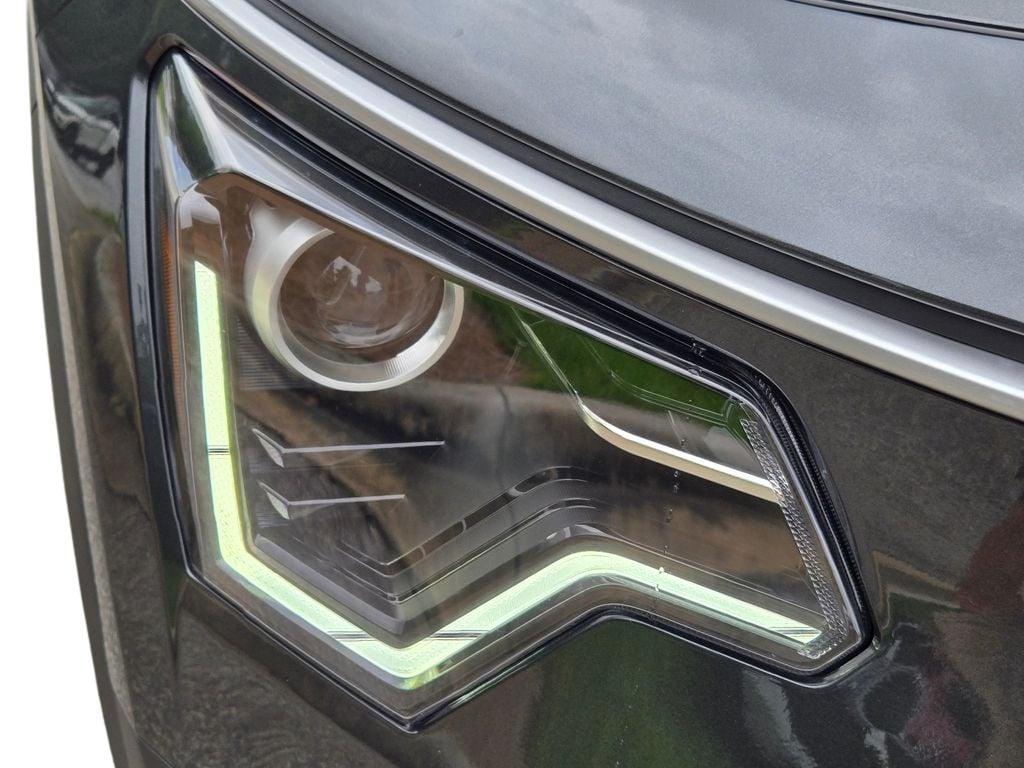 New 2026 Kia Niro EX SUV