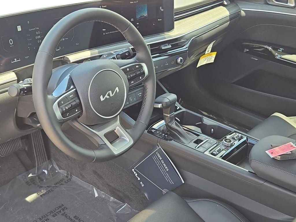 2026 Kia K5 EX - Photo 17
