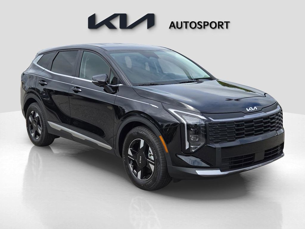 2026 Kia Sportage LX photo 3