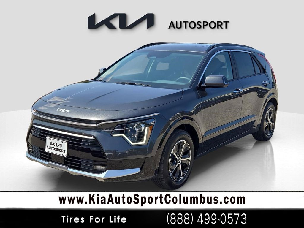 2025 Kia Niro SX's photo