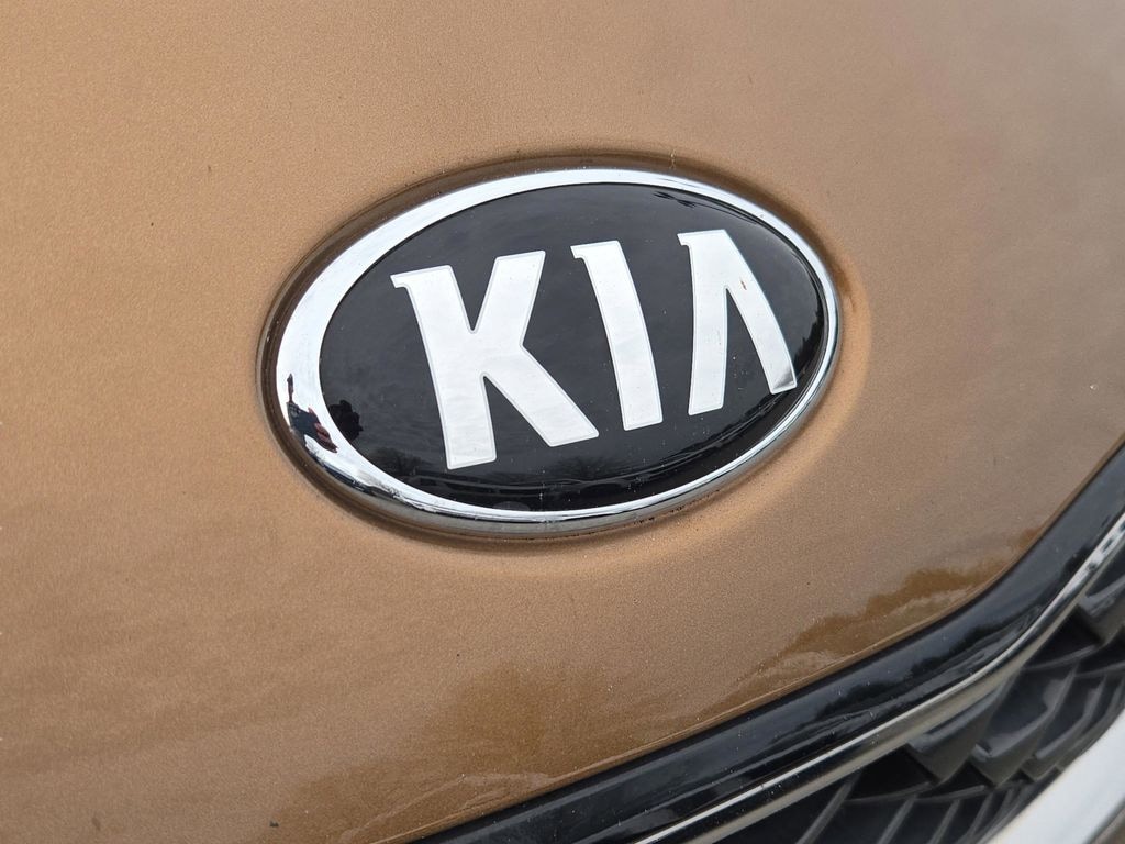 Used 2020 Kia Sportage EX SUV