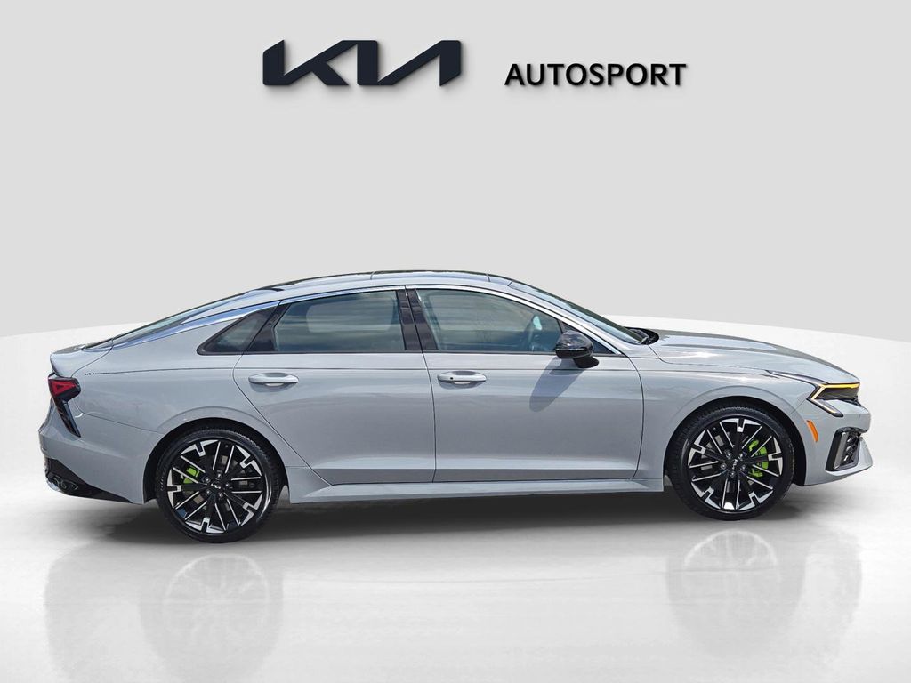 2026 Kia K5 GT photo 4