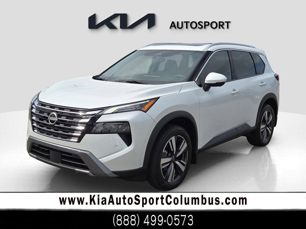 2024 Nissan Rogue SL's photo