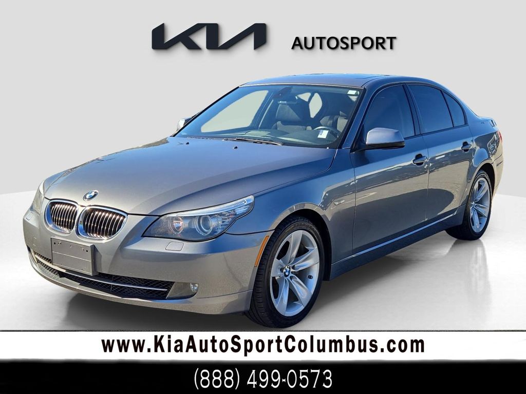 2010 BMW 5 Series 528i's photo