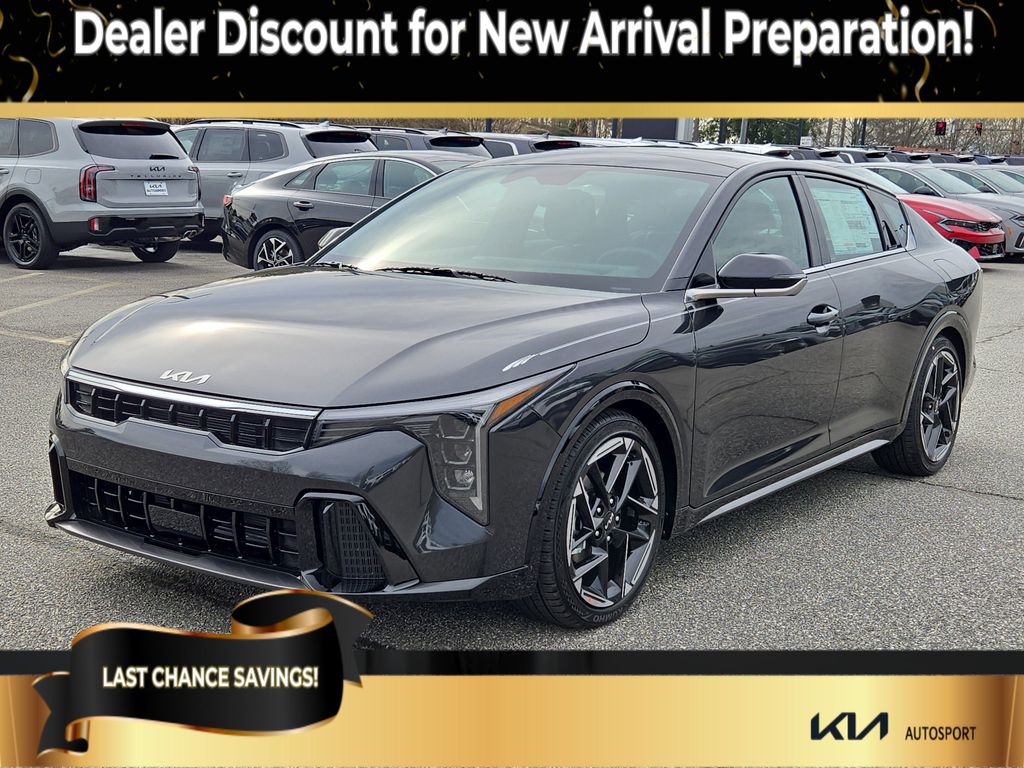 2025 Kia K4 GT-Line's photo
