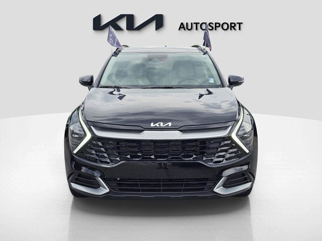 2025 Kia Sportage EX photo 2