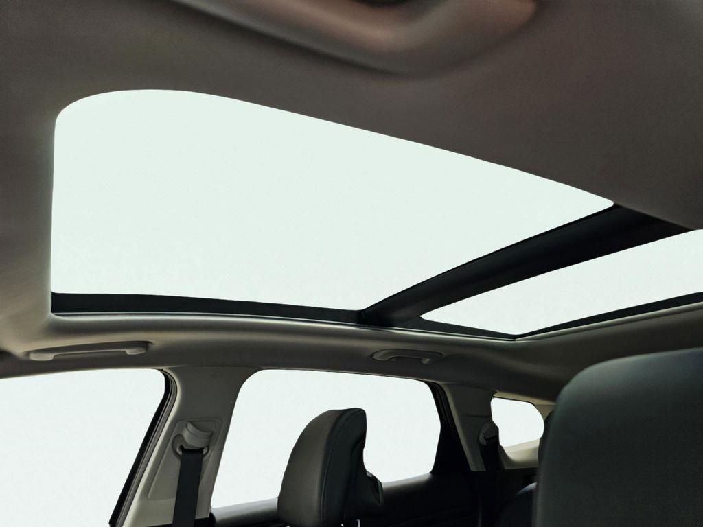 2026 Kia Sportage SX - Photo 17
