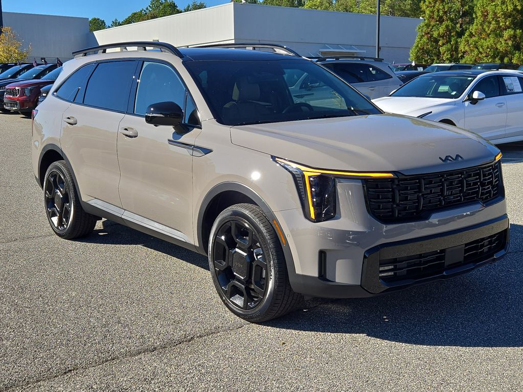 2026 Kia Sorento X-Line SX Prestige photo 3