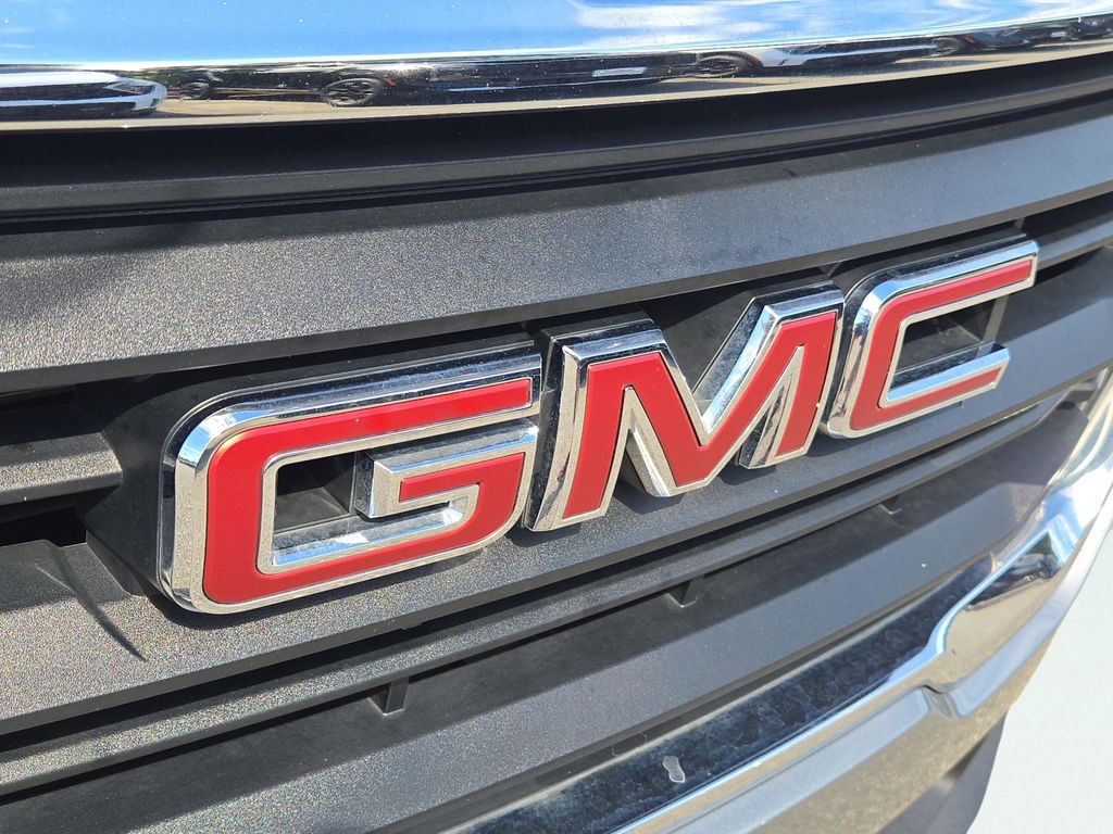 2024 Gmc Terrain SLE photo 4