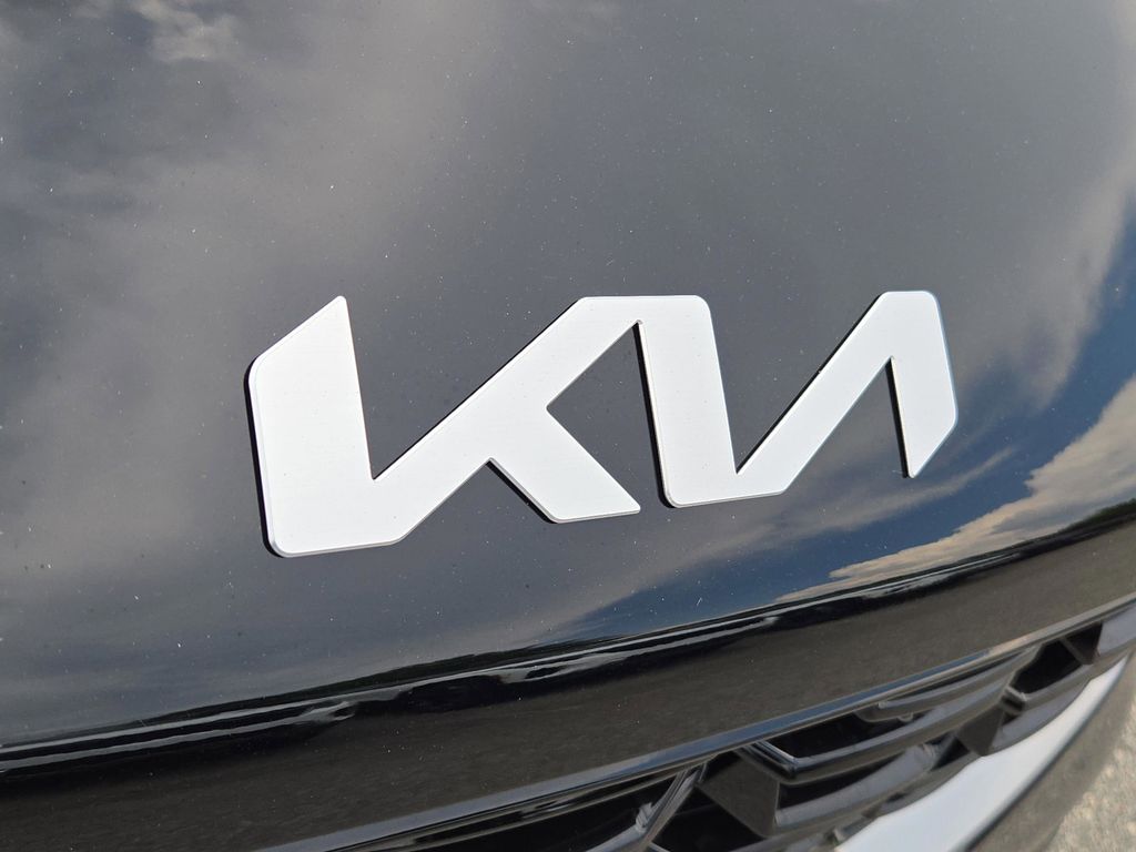 2025 Kia Sorento EX photo 4