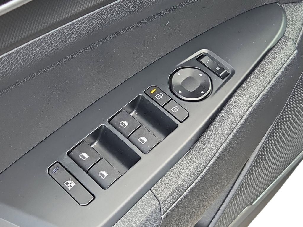 2026 Kia Sportage LX Hybrid - Photo 14
