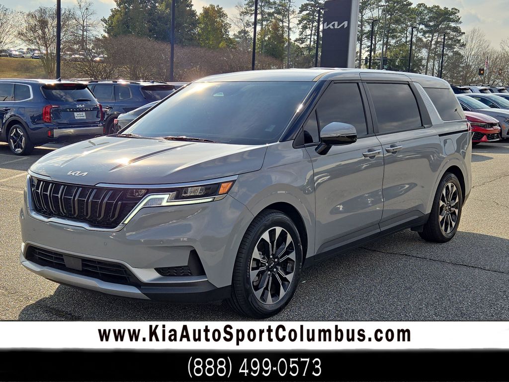 2024 Kia Carnival EX's photo