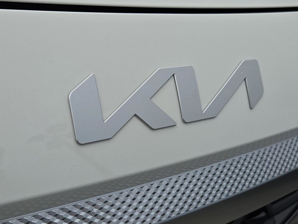 New 2025 Kia Seltos S SUV