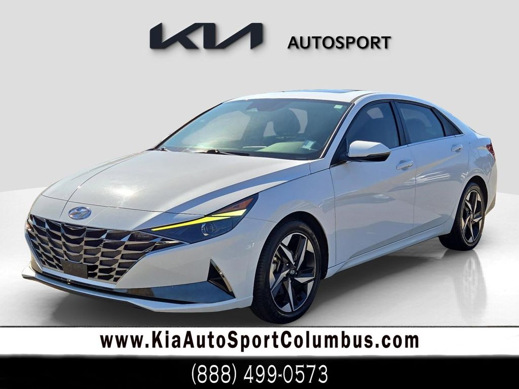 2021 Hyundai Elantra SEL's photo