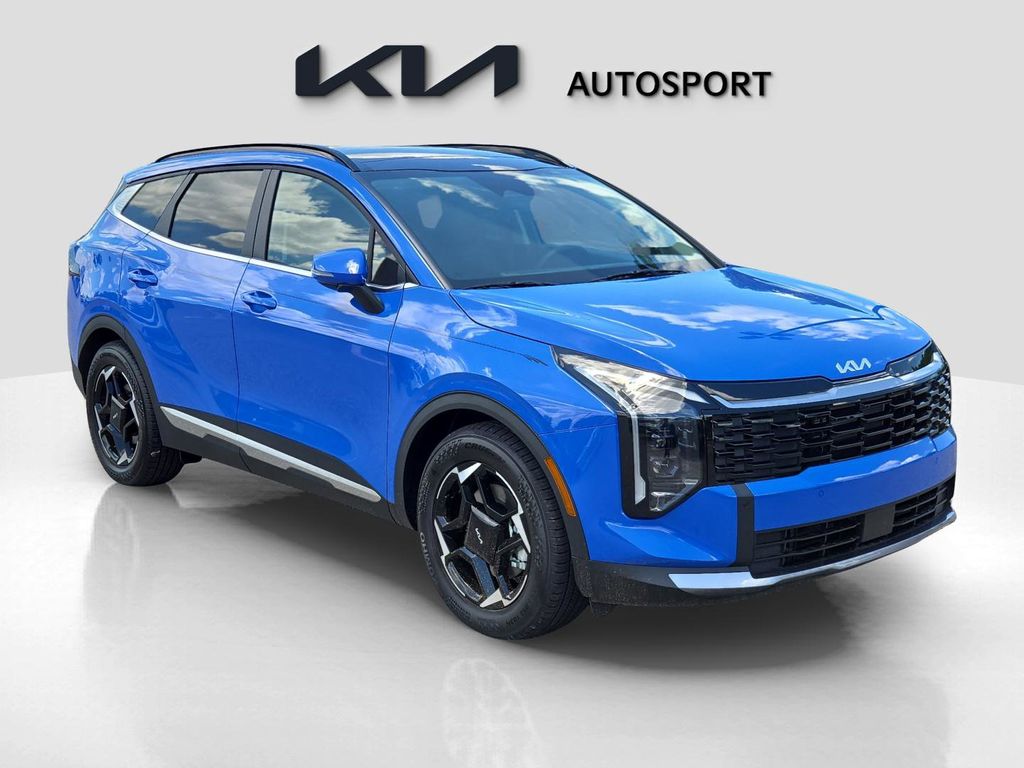 2026 Kia Sportage EX photo 3