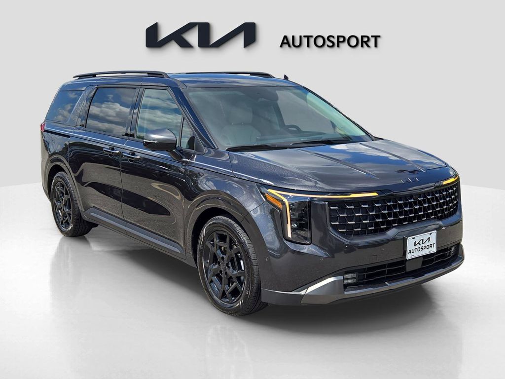 2026 Kia Carnival SX photo 3