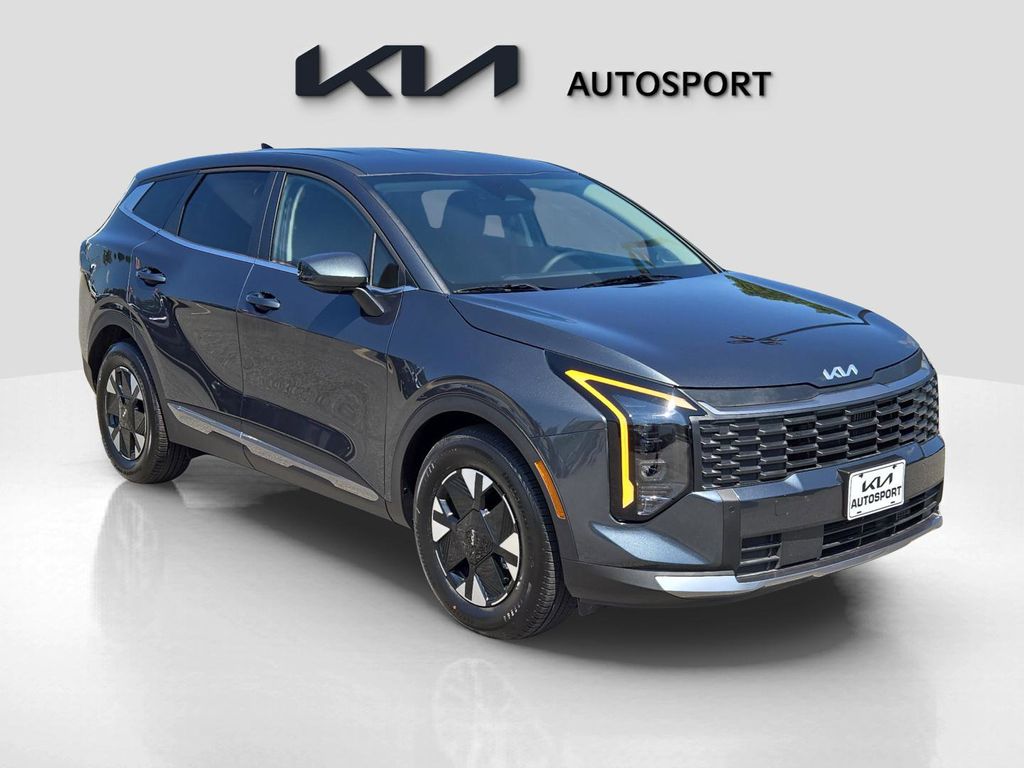 2026 Kia Sportage Hybrid LX photo 3