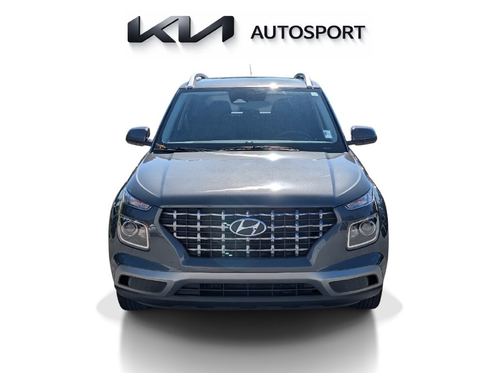 Used 2025 Hyundai Venue SUV