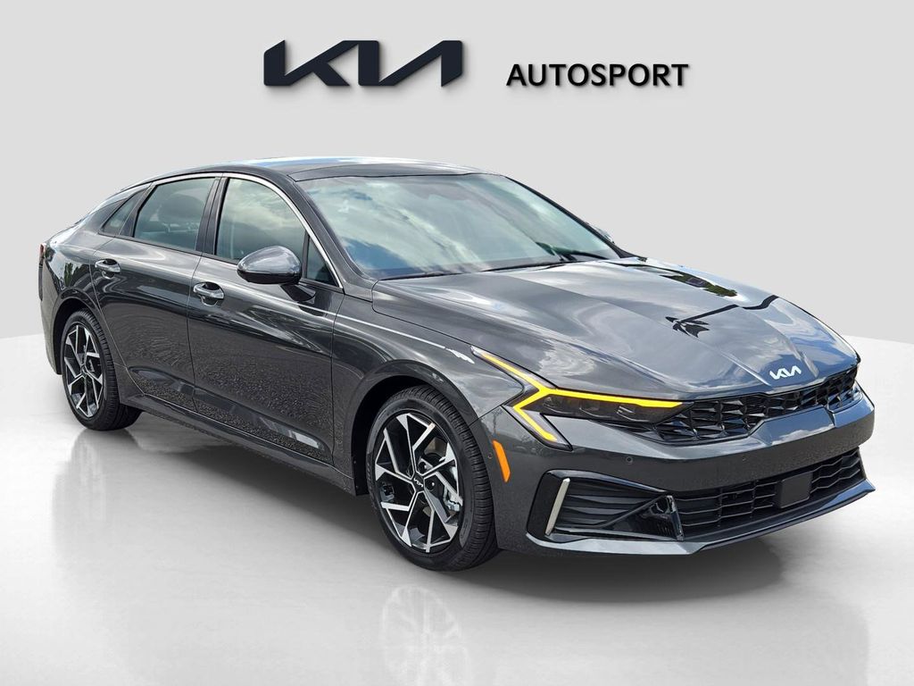2025 Kia K5 EX photo 3