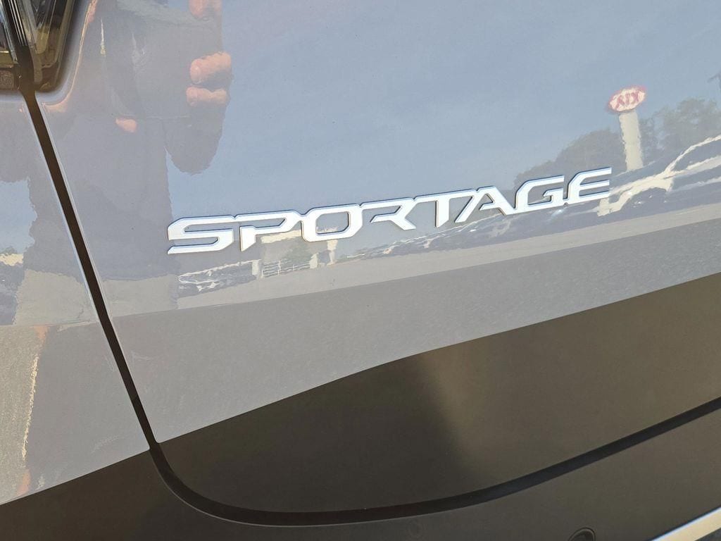 2026 Kia Sportage S Hybrid - Photo 11