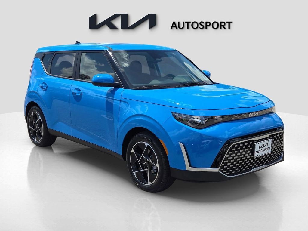 New 2025 Kia Soul EX Hatchback